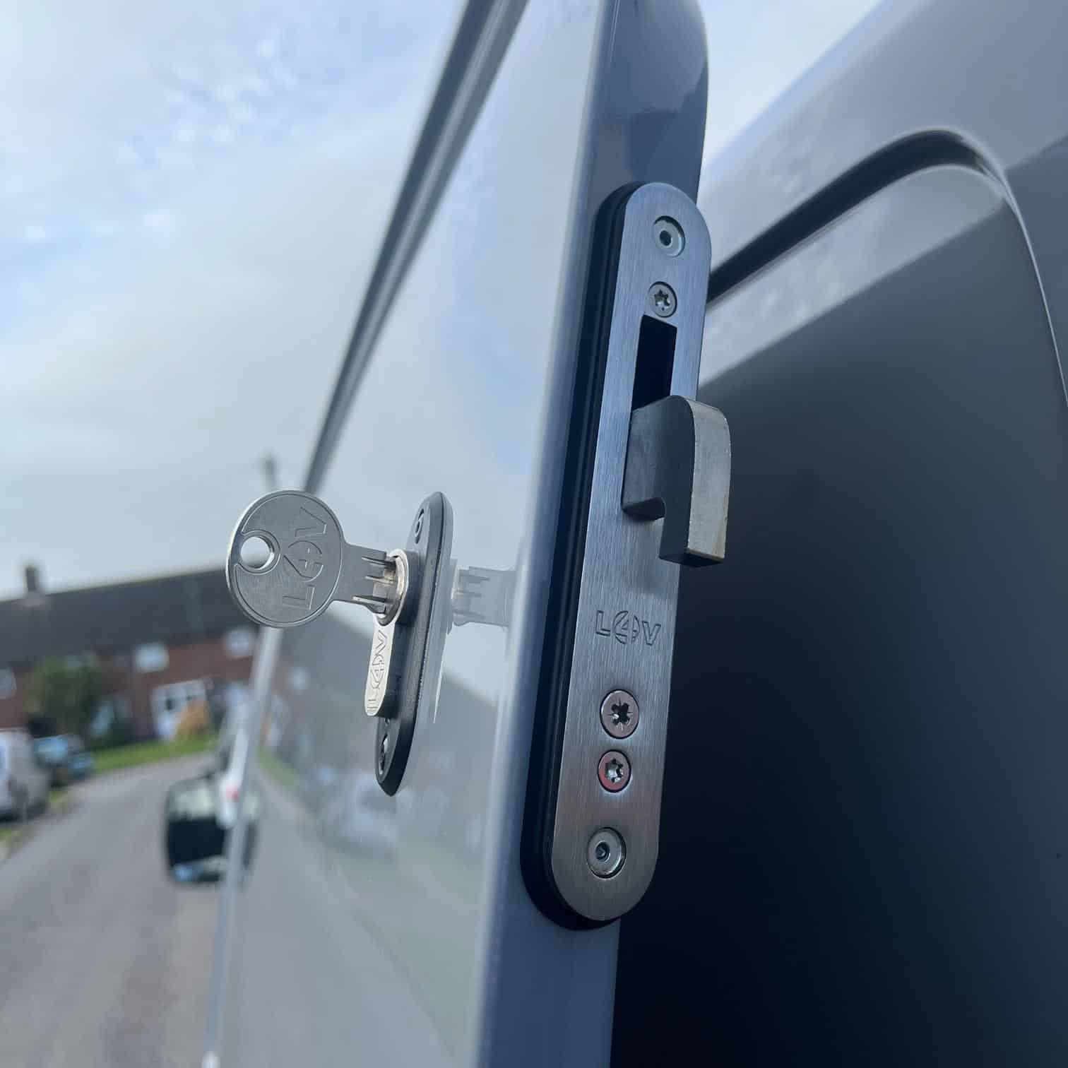Le nuove generazioni di chiusure di sicurezza per furgoni